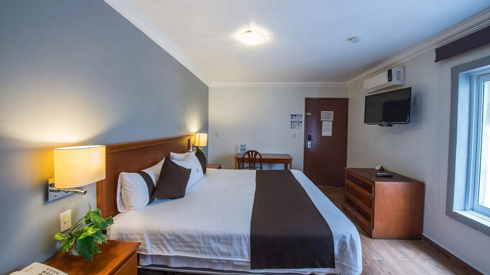 Del Marques Hotel And Suites Guadalajara