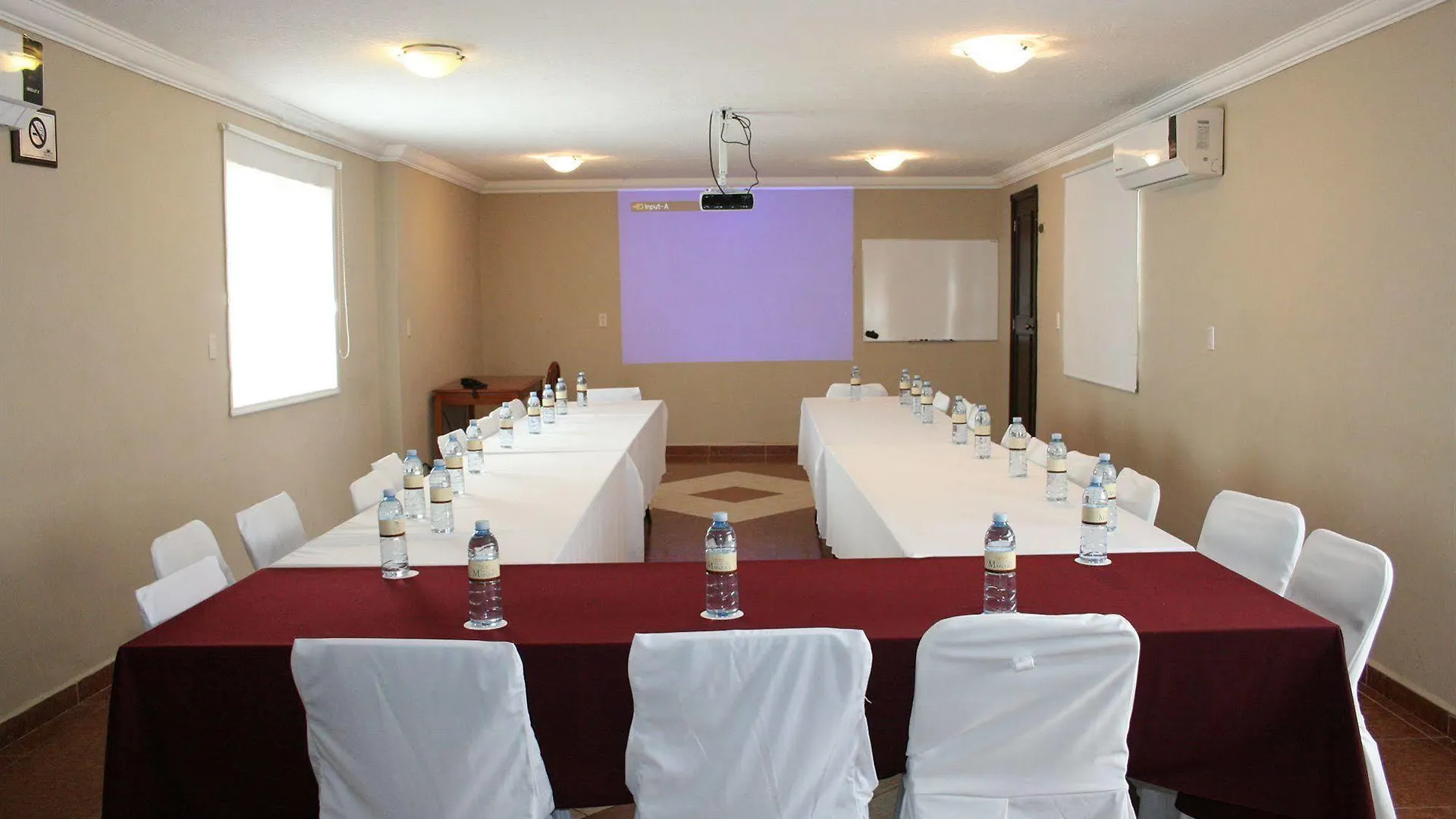 Del Marques Hotel&Suites Guadalajara
